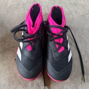 Adidas Black and Pink Sneakers Sleek Modern Design